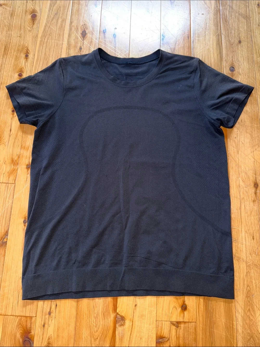 lululemon swiftly tech loose fit Black Short-Sleeve Crew Tee